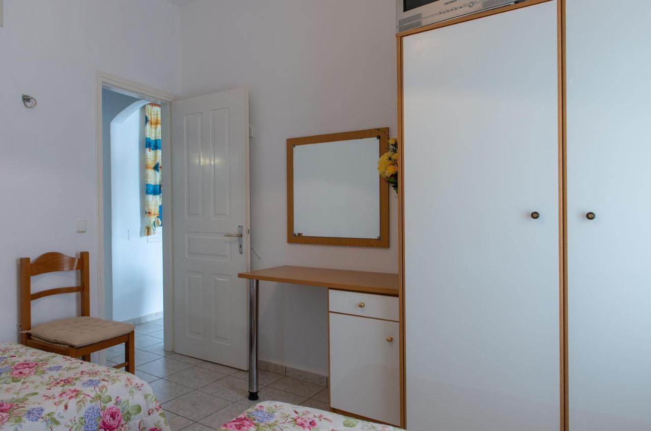 Aphrodite Holiday Home Artemonas Eksteriør billede